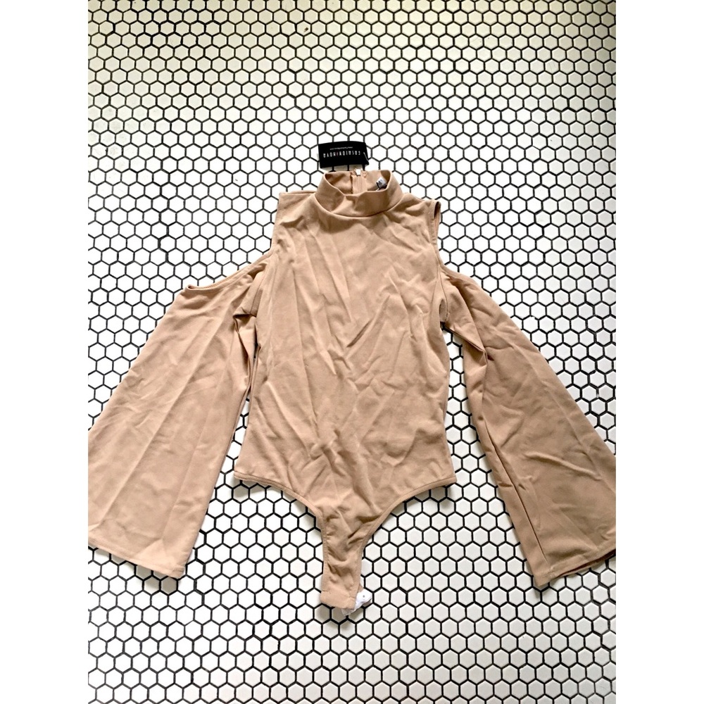 FashionNova nude thong Bodysuit